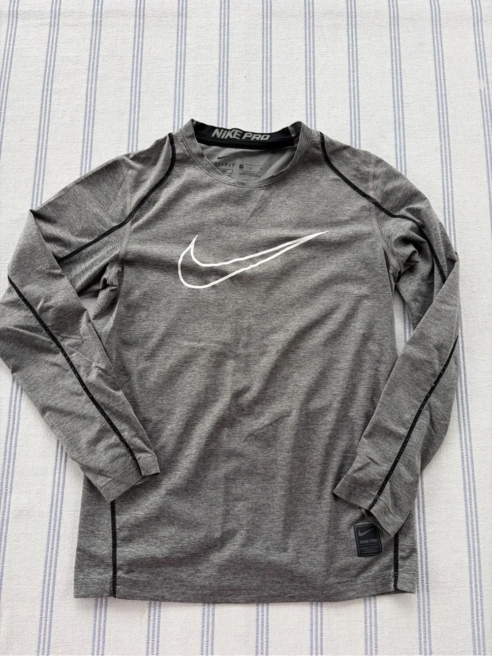 13 pc lot of med NIKE boys